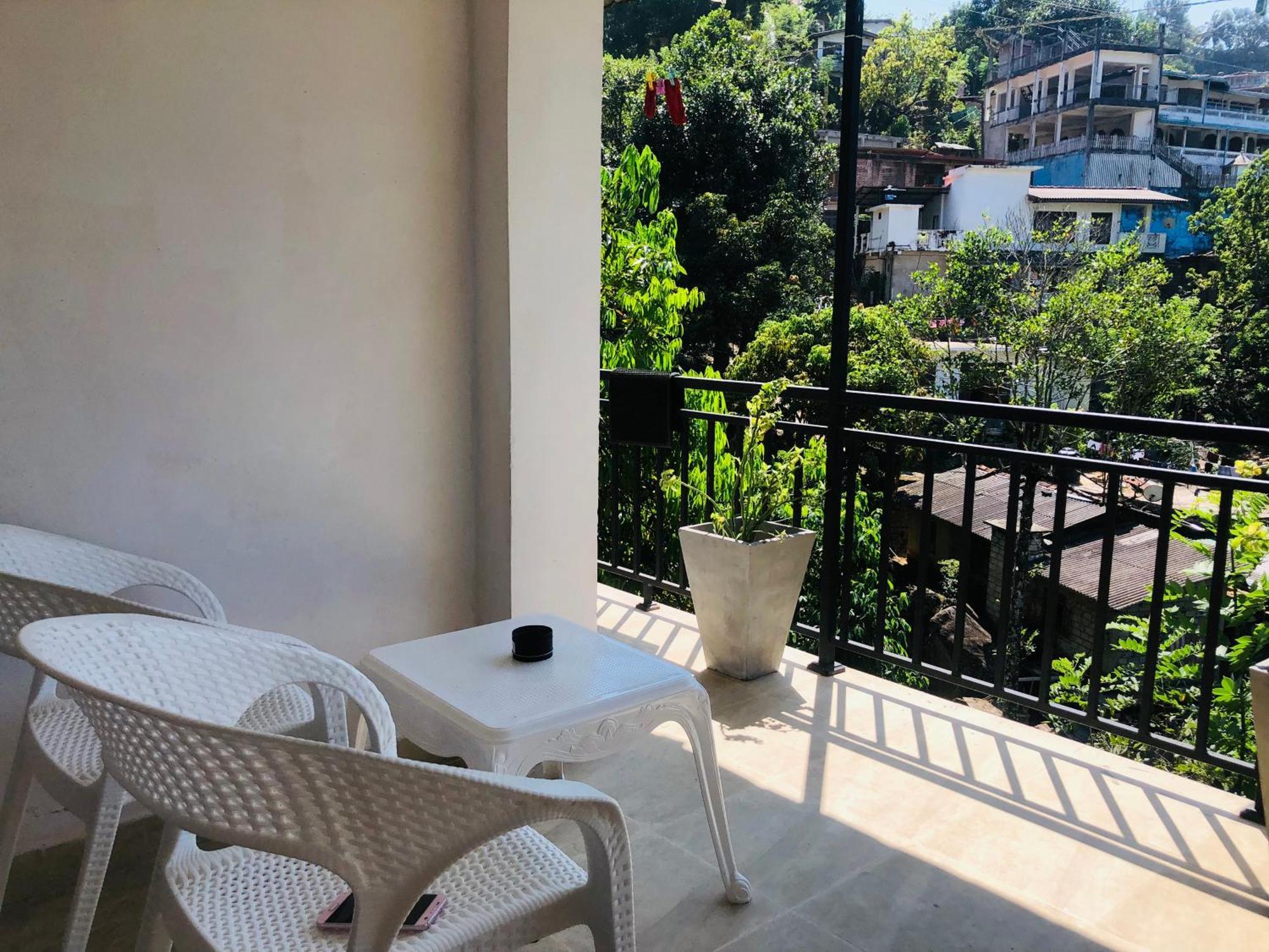 Kandy Dilruk Homestay Exterior photo